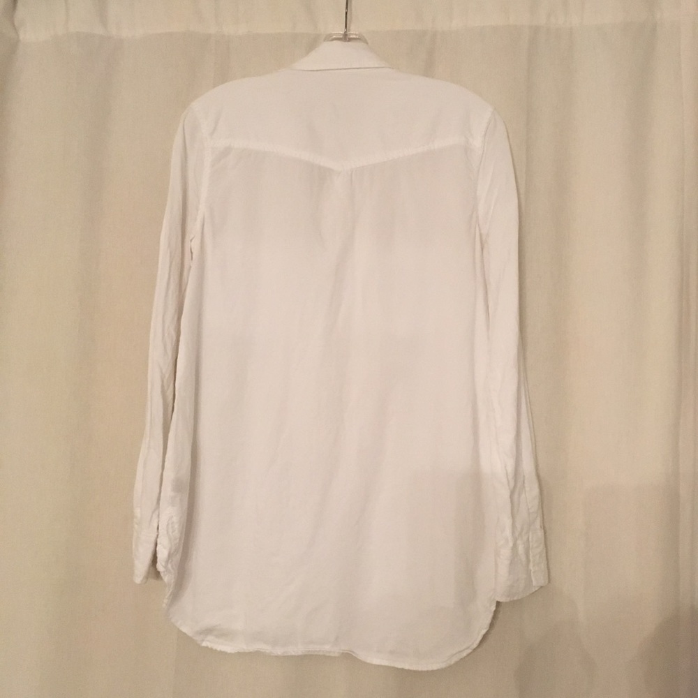 Anthropologie’s Cloth and Stone white blouse! - Picture 2 of 2